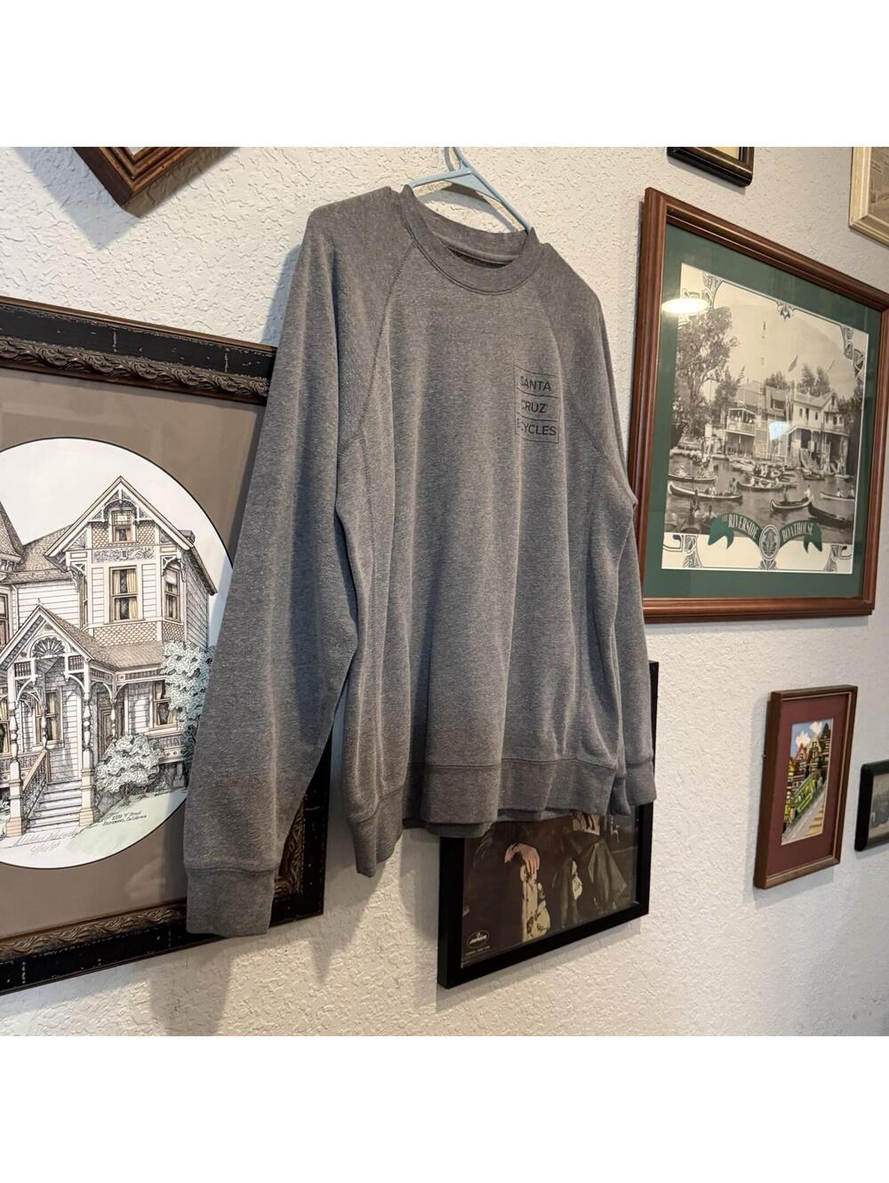 Vintage 00s Santa Cruz Bicycles Gray Designer Men’s Sweatshirt Oversized Small - Picture 2 of 6